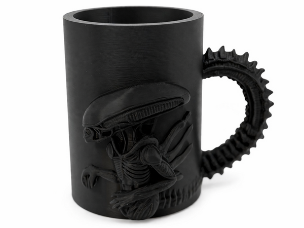 Ergonomic PLA Alien Xenomorph Cup - Handcrafted with Love