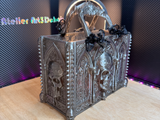 Un sac și un craniu arhitectural gotic artistic unicat, printate 3D din PLA