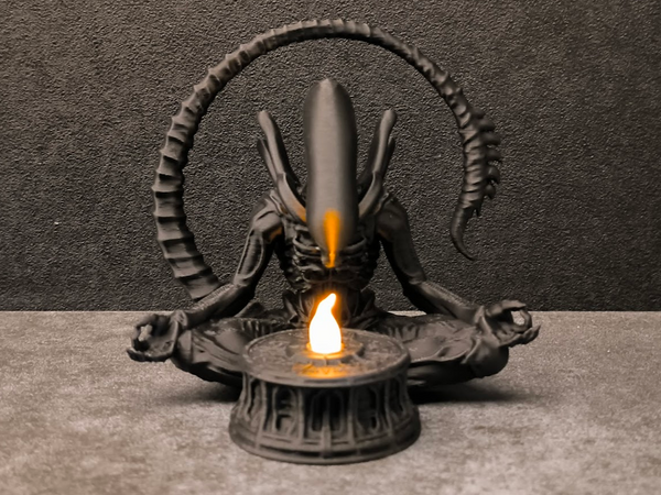 Zenomorph - Alien 3D Printed Figurine in Durable PLA