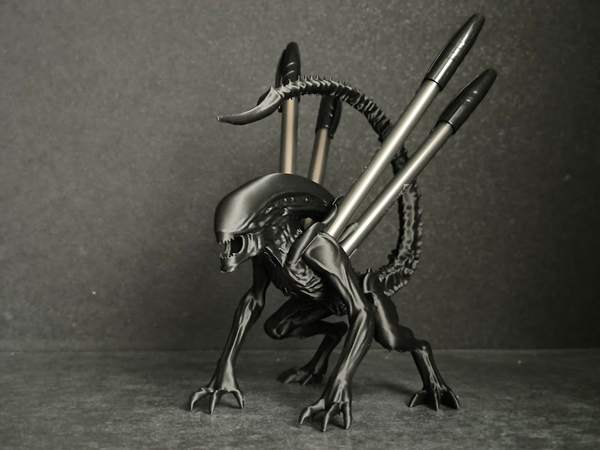 XenoPen - Alien - PLA Printed Pen Holder
