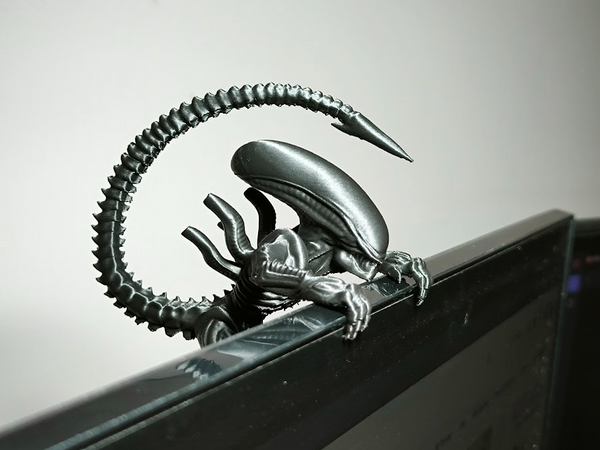 Monitor Alien - Handcrafted in PLA with Precision 3D Printing