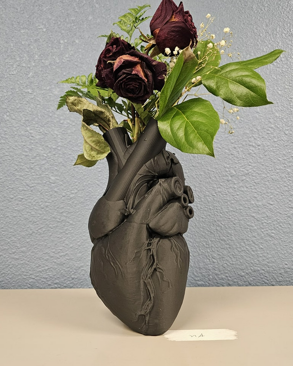 Vază Inimă Imprimată 3D Personalizată din PLA Durabil