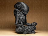 Figurină Xenomorph în Meditație - Imprimată 3D din PLA