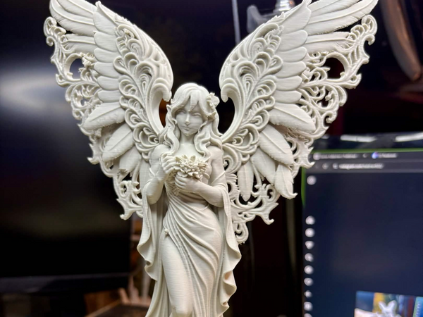 The Silent Bloom - Beautiful, Handcrafted PLA 3D Printed Art