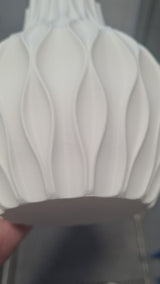 Vază printată 3D din PLA pentru flori din cărămizi v2 - Piesă decorativă unică